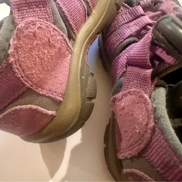 Keen Newport H2 Sandals Lavender Size 10 Waterproof Hiking Shoe - Picture 4 of 11